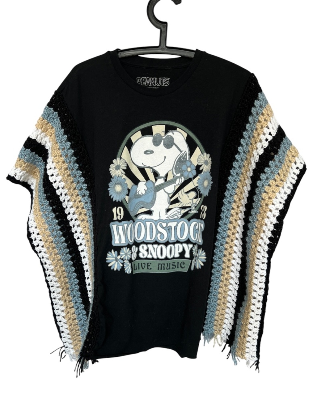 Upcycle T-shirt Poncho Top One Size Woodstock Snoopy Crochet Sides